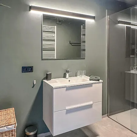 Awesome In With Kitchen Apartment
