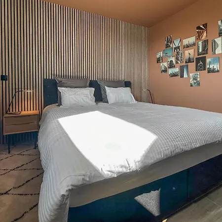 2 Bedroom Beautiful In Bièvre